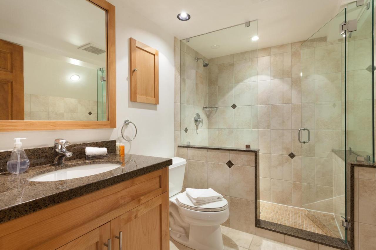 Painted Cliff 11 | Dog Friendly! Ski-In Ski-Out Benchlands Townhome W/ Hot Tub & Fireplace Whistler Luaran gambar